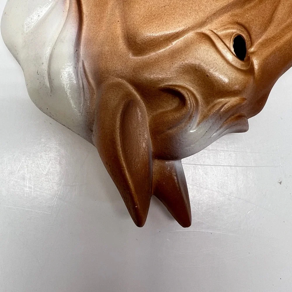 Brown Horse Head Wall Art Pair - Decorative Ceramic Sculpture